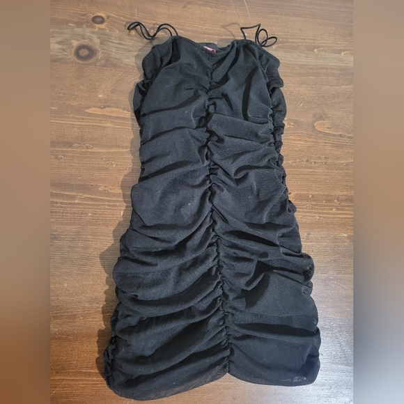 Black Ruched Dress - Picture 2 of 3